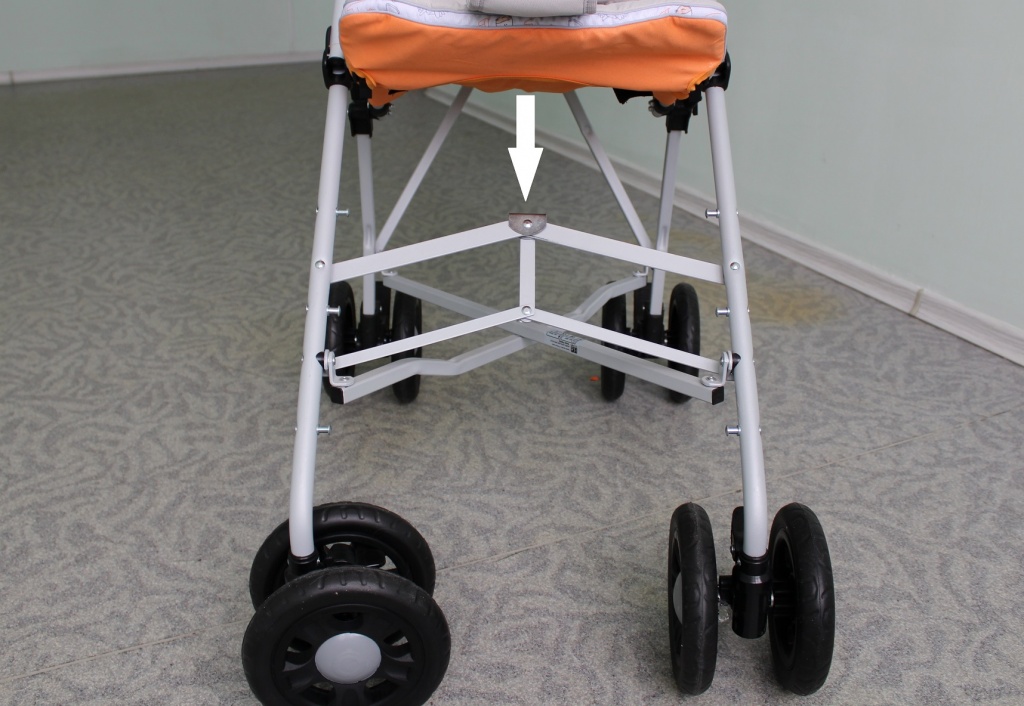 коляска пегас для детей с дцп_как разложить и зафиксировать (1).JPG