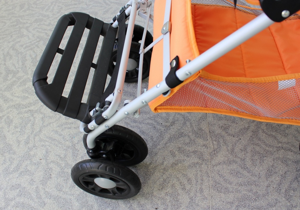 коляска пегас для детей с дцп_как установить подножку (3).JPG